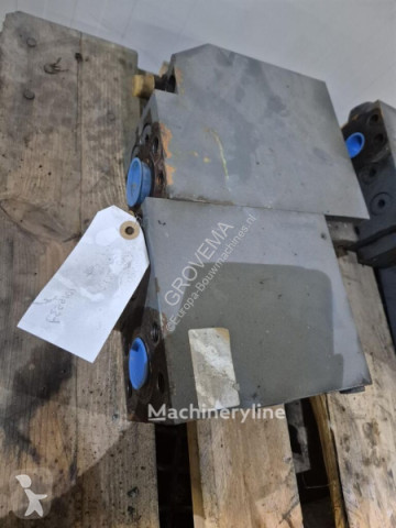 Rozdzielacze hydrauliczne Liebherr