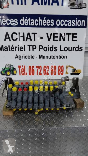 Distribuidor hidráulico KYB