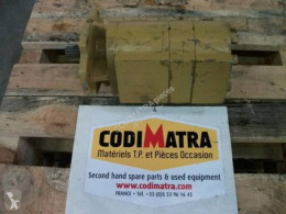 Caterpillar 963 used Main hydraulic pump
