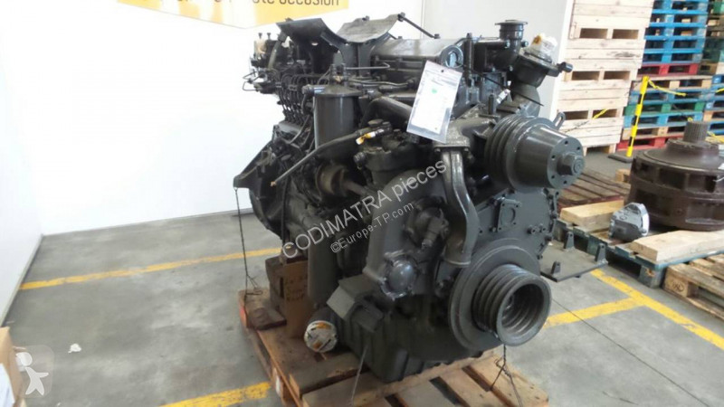 قطع غيار الأشغال العمومية Hitachi UH121