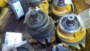 Moteur hydraulique de rotation Liebherr R934