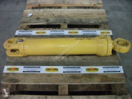 Volvo L180C used Steering cylinder