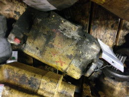 Caterpillar 980B used Main hydraulic pump