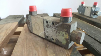 Liebherr A312 used cylinder