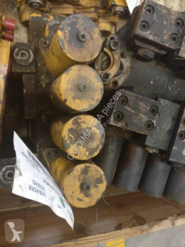 Distributeur hydraulique Liebherr R932HD