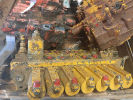 Liebherr R944 used hudraulic power pack