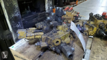 Distributeur hydraulique Caterpillar 428D