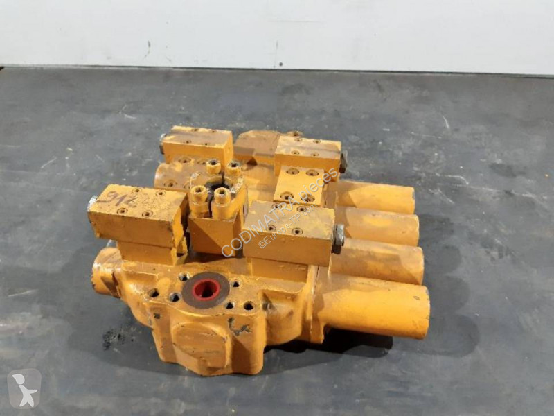 قطع غيار الأشغال العمومية Liebherr R912