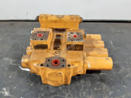 Distributeur hydraulique Liebherr R912