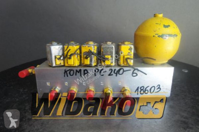Distribuidor hidráulico Komatsu nuevo