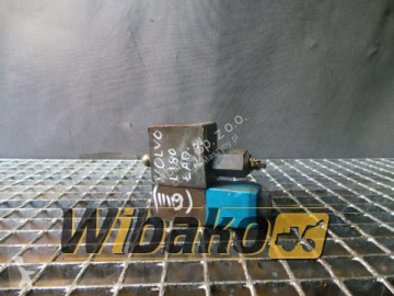 Distribuidor hidráulico Vickers nuevo