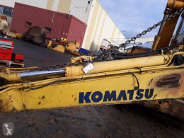 KomatsuPW140-7