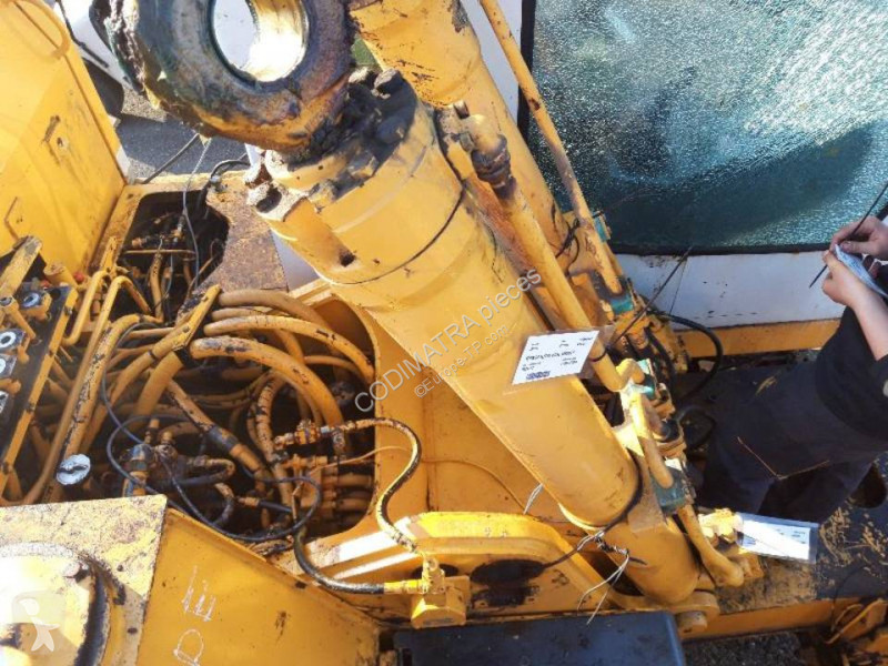 قطع غيار الأشغال العمومية Liebherr LI