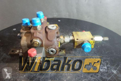 Distribuidor hidráulico Kobelco nuevo