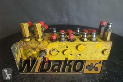Distribuidor hidráulico Komatsu nuevo