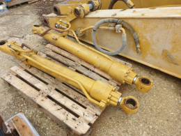 Pezzi di ricambio macchine movimento terra Caterpillar 320BLN usato