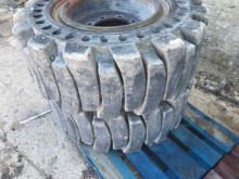 4 PNEUS PLEINS INDUSTRIELS SUR L40B used tyre