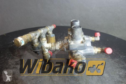 Distribuidor hidráulico Wabco nuevo