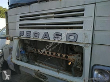 Pegaso Calandre pour camion COMET 1217.14 cabine / carrosserie occasion