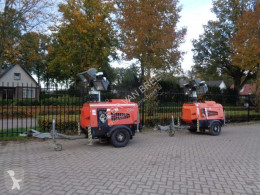 Koop 2x towerlight VT1 mobiele lichtmast/bouwlamp wieża oświetleniowa używany