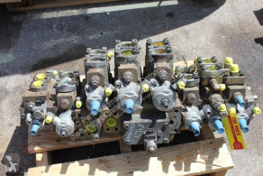 Distributeur hydraulique Liebherr Distributeur hydraulique pour excavateur R 924 compact