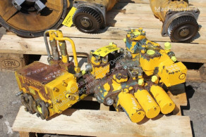 Distributeur hydraulique Furukawa Distributeur hydraulique pour chargeuse sur pneus 345
