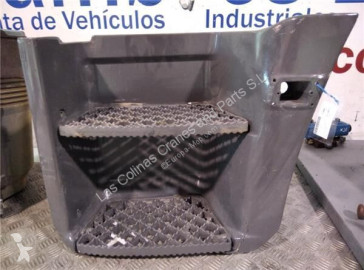 Estribo / escalera Iveco