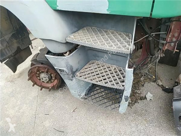 Estribo / escalera Iveco