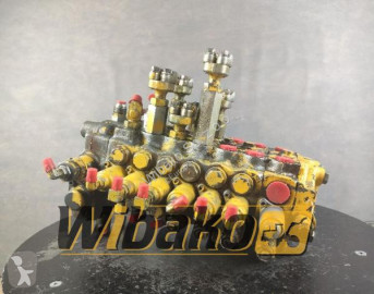 Distribuidor hidráulico Komatsu nuevo