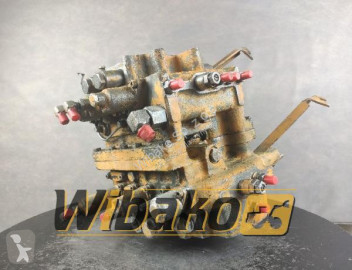 Distribuidor hidráulico Komatsu nuevo