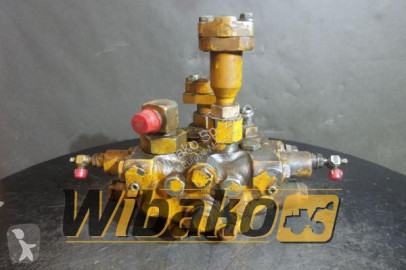 Distribuidor hidráulico Komatsu nuevo