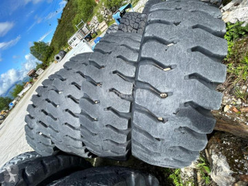 Rueda / Neumático Bridgestone