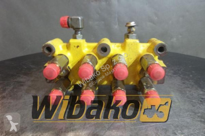 Distribuidor hidráulico Komatsu nuevo