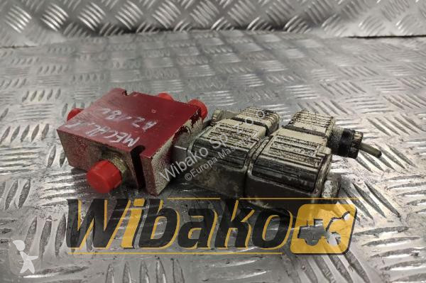 قطع غيار الأشغال العمومية Mecalac Valves set...