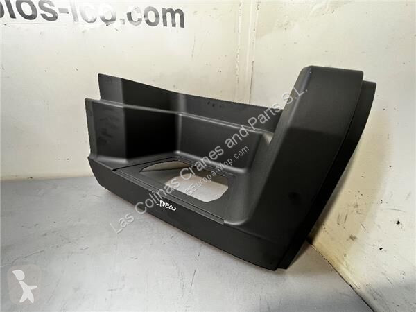 Losse onderdelen bouwmachines Iveco Marchepied...