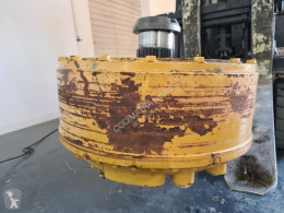 Caterpillar735