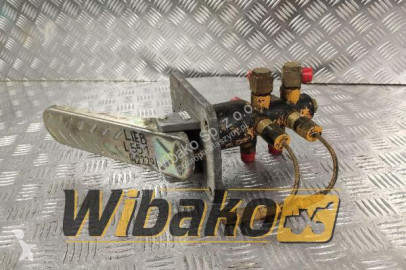 Recambios maquinaria OP Wabco Pedal Wabco 4674062020