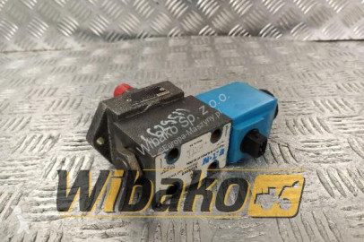 Distribuidor hidráulico Vickers nuevo