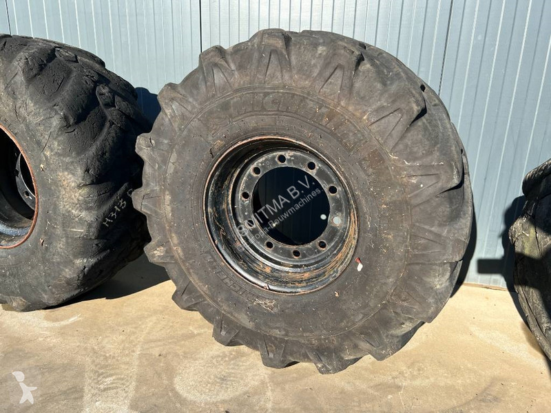 Náhradní díly stavba Michelin 445/70R19.5 incl....