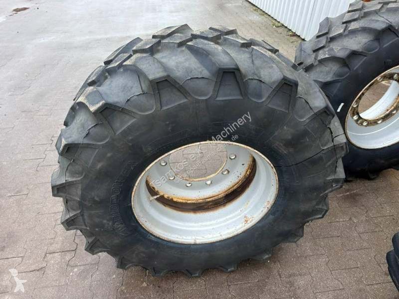 Náhradní díly stavba Mitas 445 / 65 R 22.5...