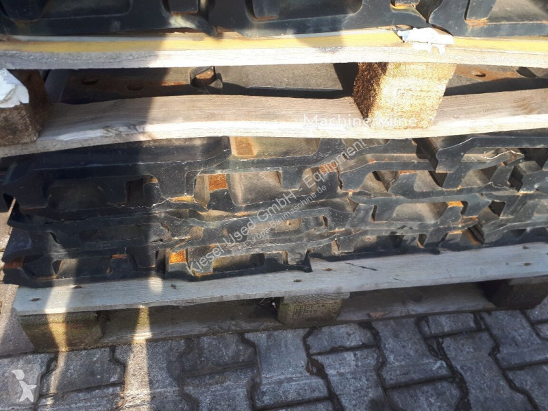 Piese de schimb utilaje lucrări publice Hitachi...