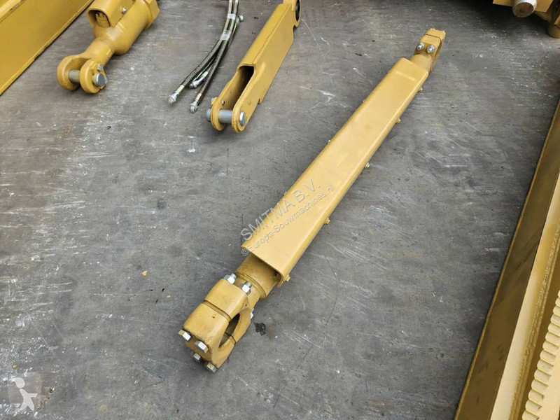Buldozer  D8T