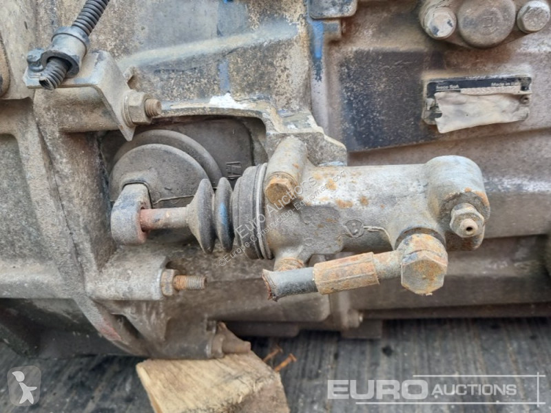 قطع غيار الأشغال العمومية Iveco