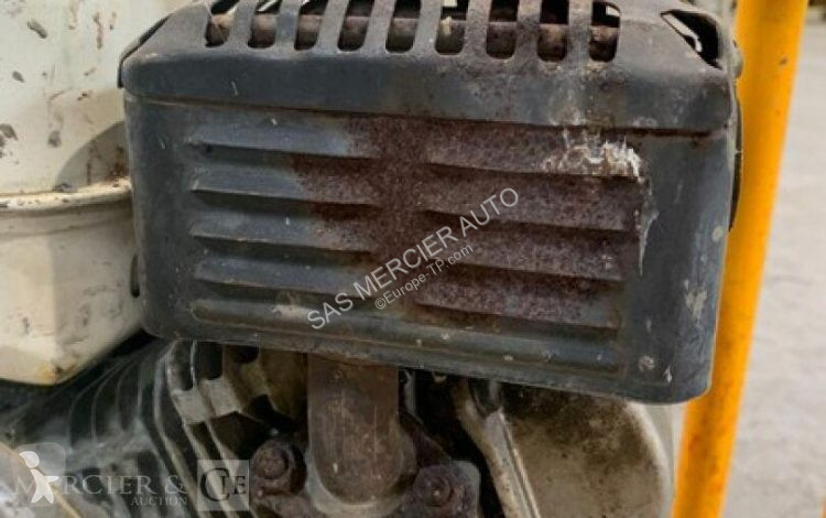 Compacteur Altrad pompe de surface essence pour...