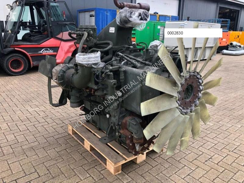 قطع غيار الأشغال العمومية MTU Moteur  12V 2000...