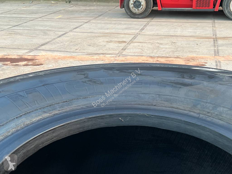Náhradní díly stavba Michelin X Mine D2...