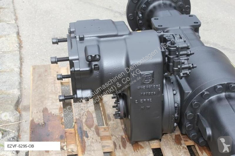 Peças máquinas de construção civil Hitachi...