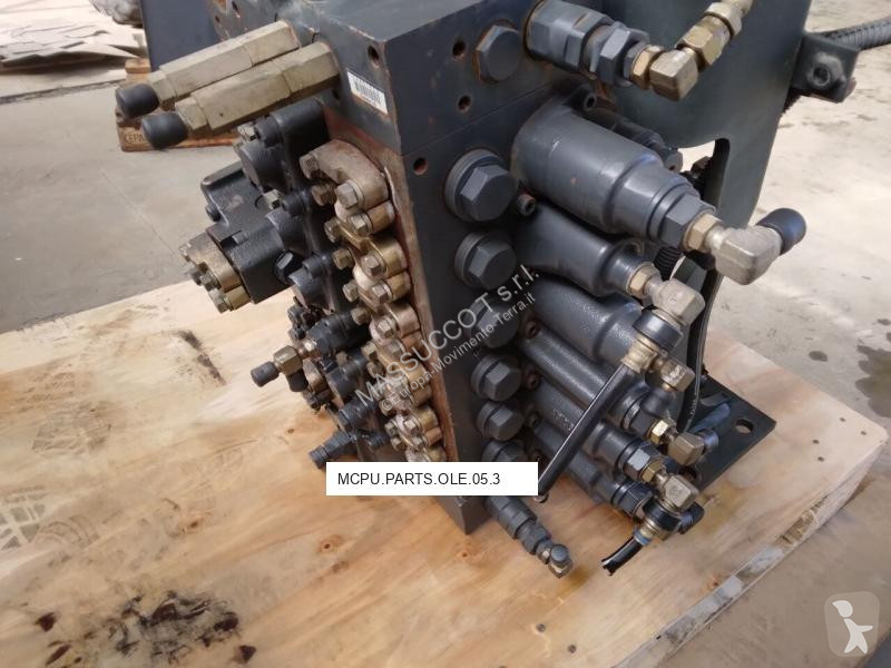 Recambios maquinaria OP Komatsu Distributeur...