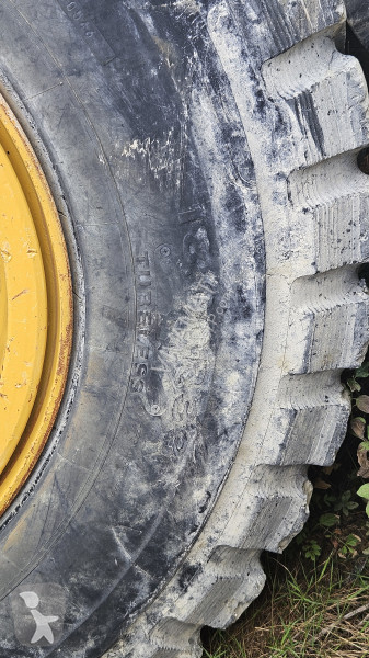 Запчастини для спецтехніки Michelin 18.00R33