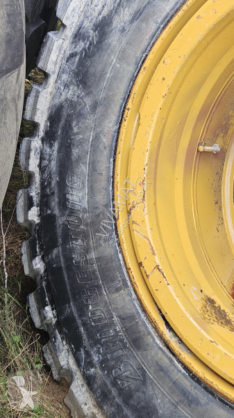 Запчастини для спецтехніки Michelin 18.00R33